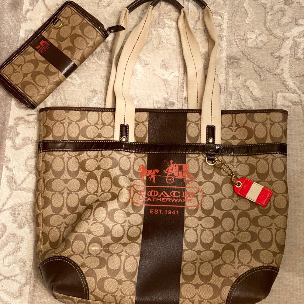Coach tote and wallet - Like NEW!